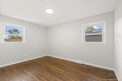 Tiny photo for 15041 Irving Avenue, Dolton, IL 60419 (MLS # 12496999)