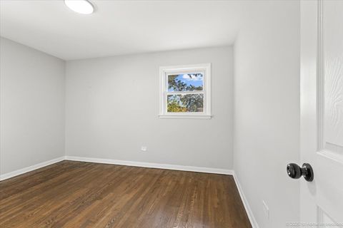 Tiny photo for 15041 Irving Avenue, Dolton, IL 60419 (MLS # 12496999)