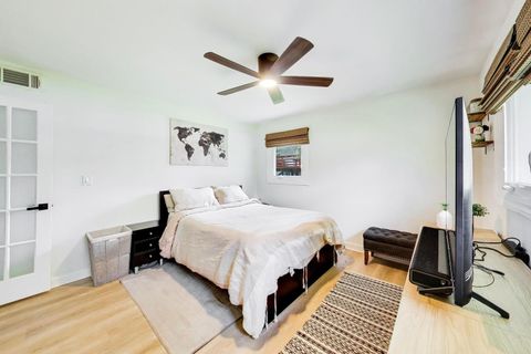 Tiny photo for 9 Johnathan Road, Lake Zurich, IL 60047 (MLS # 12631896)