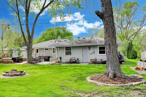 Tiny photo for 9 Johnathan Road, Lake Zurich, IL 60047 (MLS # 12631896)