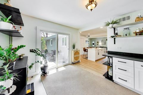 Tiny photo for 9 Johnathan Road, Lake Zurich, IL 60047 (MLS # 12631896)