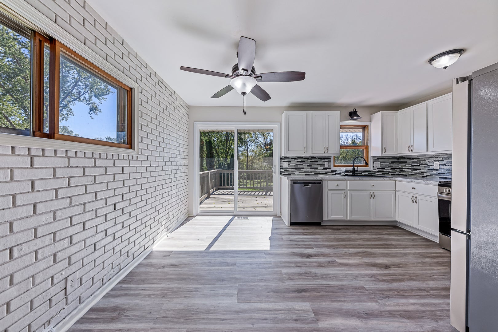 11901 Stephanie Lane