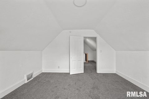 Tiny photo for 2025 W 3RD Street, Davenport, IA 52802 (MLS # 12561696)