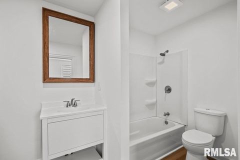 Tiny photo for 2025 W 3RD Street, Davenport, IA 52802 (MLS # 12561696)