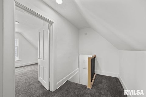 Tiny photo for 2025 W 3RD Street, Davenport, IA 52802 (MLS # 12561696)