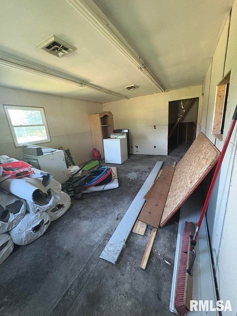 Tiny photo for 7837 State Highway 37, Benton, IL 62812 (MLS # EB456024)