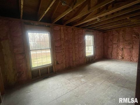 Tiny photo for 7837 State Highway 37, Benton, IL 62812 (MLS # EB456024)