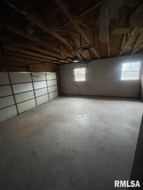 Tiny photo for 7837 State Highway 37, Benton, IL 62812 (MLS # EB456024)