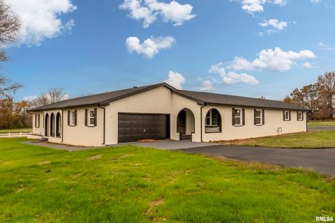 Tiny photo for 7837 State Highway 37, Benton, IL 62812 (MLS # EB456024)