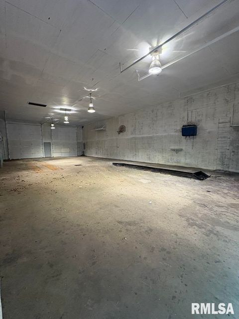 Tiny photo for 7837 State Highway 37, Benton, IL 62812 (MLS # EB456024)