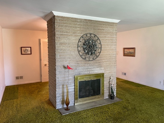 1210 Mayfield Avenue