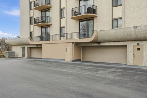 Tiny photo for 190 S Wood Dale Road #1107, Wood Dale, IL 60191 (MLS # 12523287)