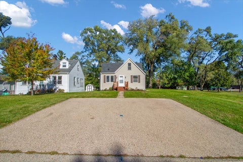 Tiny photo for 412 Fairfield Drive, Island Lake, IL 60042 (MLS # 12793330)