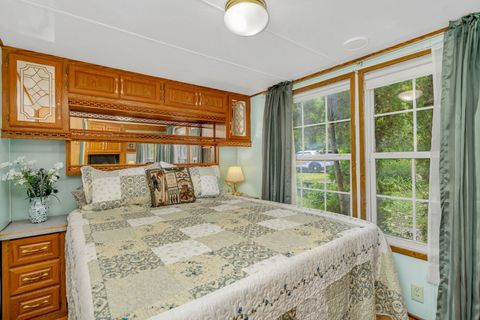 Tiny photo for 131 Dogwood Lane, Wilmington, IL 60481 (MLS # 12374299)