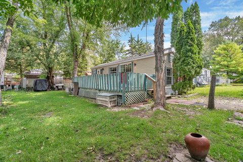 Photo of 131 Dogwood Lane, Wilmington, IL 60481 (MLS # 12374299)