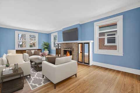 Tiny photo for 1820 S Prospect Avenue, Park Ridge, IL 60068 (MLS # 12532861)