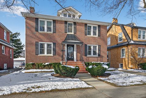 Photo of 1820 S Prospect Avenue, Park Ridge, IL 60068 (MLS # 12532861)