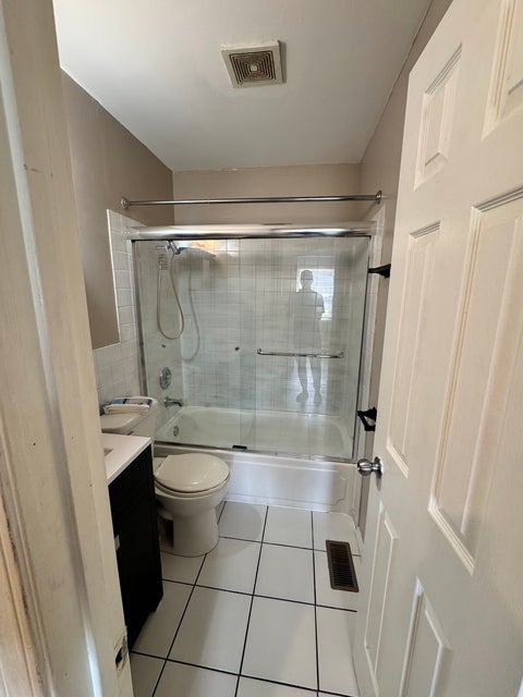 Tiny photo for 1303 Kingsbury Drive #B, Hanover Park, IL 60133 (MLS # 12770210)