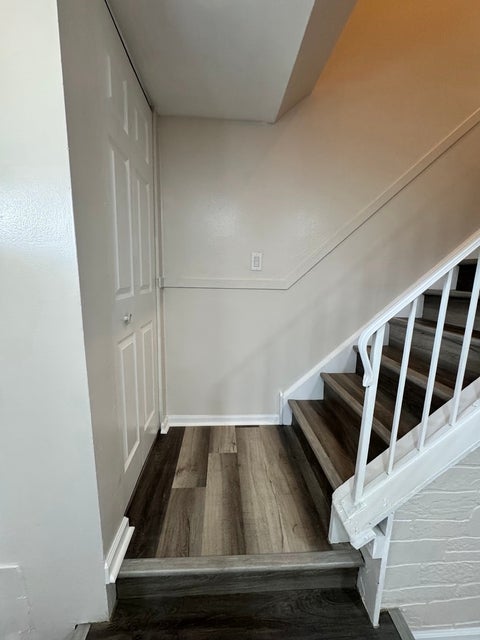 Tiny photo for 1303 Kingsbury Drive #B, Hanover Park, IL 60133 (MLS # 12770210)