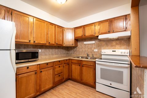 Tiny photo for 9708 Nottingham Avenue #11, Chicago Ridge, IL 60415 (MLS # 12568087)