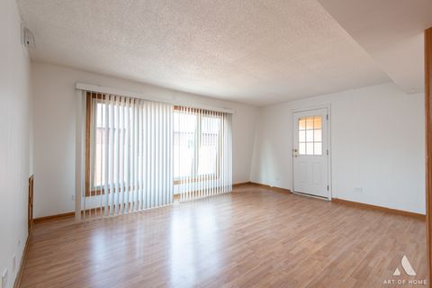 Tiny photo for 9708 Nottingham Avenue #11, Chicago Ridge, IL 60415 (MLS # 12568087)