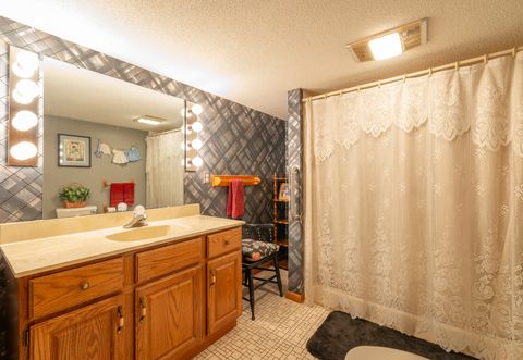 Tiny photo for 684 Sioux Drive, Freeport, IL 61032 (MLS # 12528930)