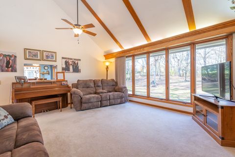 Tiny photo for 684 Sioux Drive, Freeport, IL 61032 (MLS # 12528930)