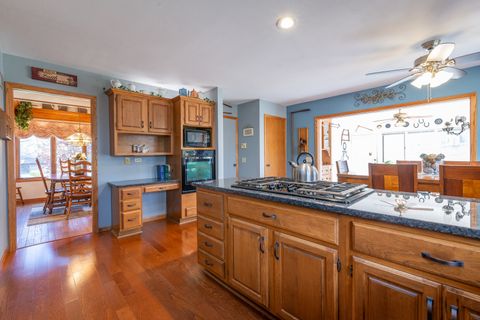 Tiny photo for 684 Sioux Drive, Freeport, IL 61032 (MLS # 12528930)