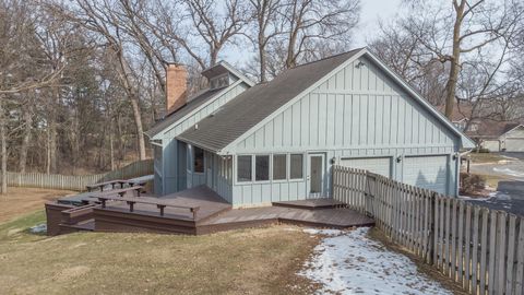 Tiny photo for 684 Sioux Drive, Freeport, IL 61032 (MLS # 12528930)