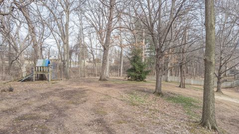 Tiny photo for 684 Sioux Drive, Freeport, IL 61032 (MLS # 12528930)