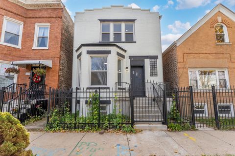 736 N Sawyer Avenue Chicago IL 60624