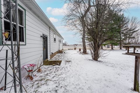 Tiny photo for 14118 Beaverton Road, Poplar Grove, IL 61065 (MLS # 12538786)