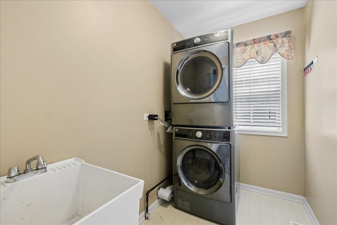 Tiny photo for 503 Regan Drive, East Dundee, IL 60118 (MLS # 12720441)