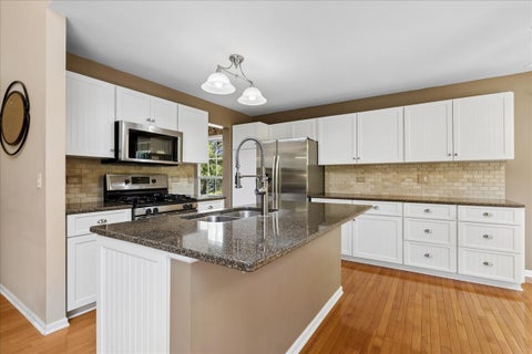Tiny photo for 503 Regan Drive, East Dundee, IL 60118 (MLS # 12720441)