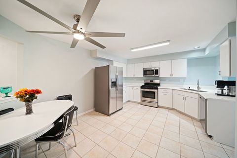 Tiny photo for 580 Muskegan Court #580, Vernon Hills, IL 60061 (MLS # 12469657)