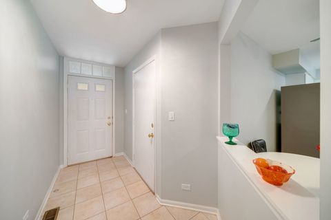 Tiny photo for 580 Muskegan Court #580, Vernon Hills, IL 60061 (MLS # 12469657)