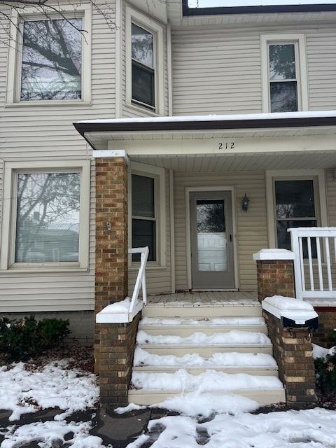 Photo of 212 W Washington Street, Streator, IL 61364 (MLS # 12529510)