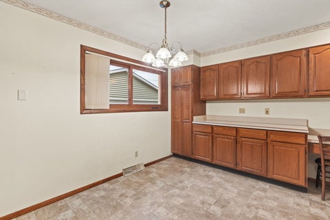 Tiny photo for 3113 Welshire Drive, Bettendorf, IA 52722 (MLS # 12768746)