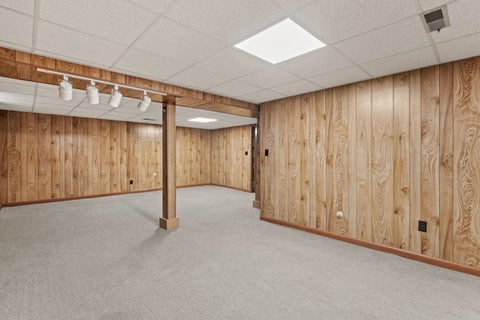 Tiny photo for 3113 Welshire Drive, Bettendorf, IA 52722 (MLS # 12768746)