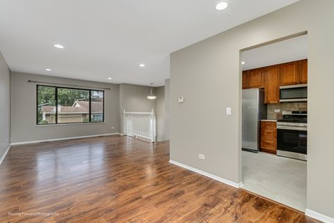 Tiny photo for 5S761 Malibu Lane, Naperville, IL 60540 (MLS # 12503553)