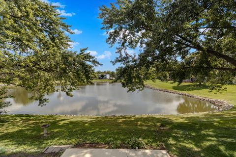 Tiny photo for 5S761 Malibu Lane, Naperville, IL 60540 (MLS # 12503553)