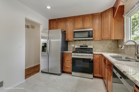 Tiny photo for 5S761 Malibu Lane, Naperville, IL 60540 (MLS # 12503553)