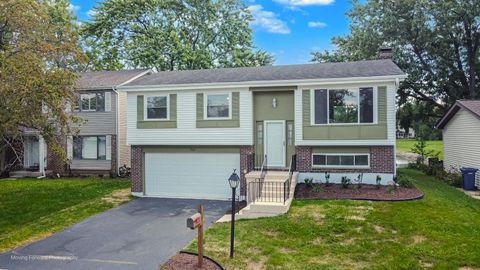 Tiny photo for 5S761 Malibu Lane, Naperville, IL 60540 (MLS # 12503553)