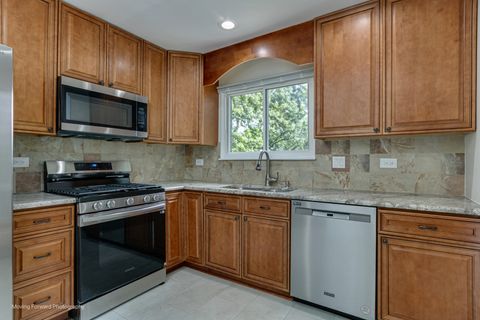 Tiny photo for 5S761 Malibu Lane, Naperville, IL 60540 (MLS # 12503553)