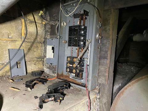 Tiny photo for 209 S 16th Street, Herrin, IL 62948 (MLS # 100000601)