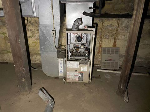 Tiny photo for 209 S 16th Street, Herrin, IL 62948 (MLS # 100000601)