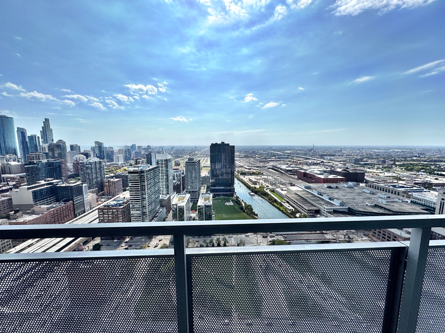 235 W Van Buren Street 4207