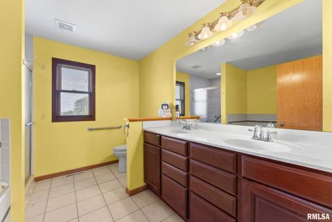 Tiny photo for 21669 235th Avenue, Le Claire, IA 52753 (MLS # QC4267745)