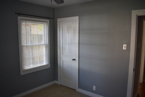 Tiny photo for 806 E Washington Street, Pontiac, IL 61764 (MLS # 12510688)