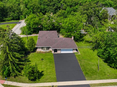 Tiny photo for 8800 W 104th Street, Palos Hills, IL 60465 (MLS # 12687737)